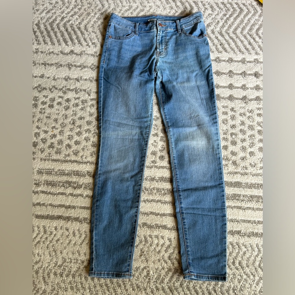 Old Navy Skinny Jeans- Size 4